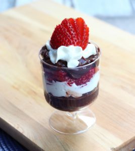 Easy Strawberry Chocolate Pudding Parfait Recipe and Finding Moments of ...