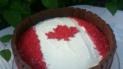 Canada 150 - Decorated Cake by Jenn Szebeledy ( - CakesDecor