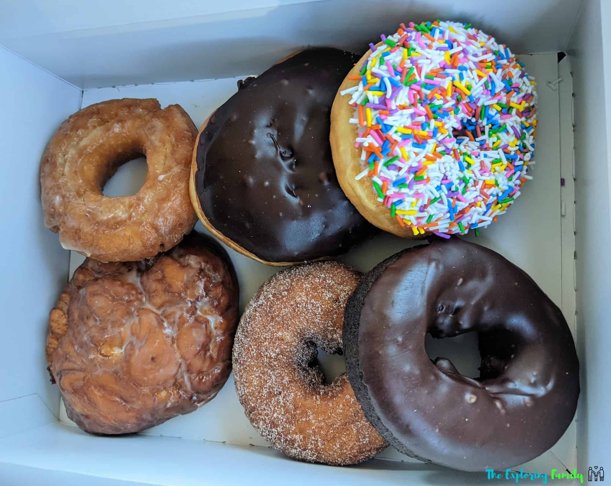 delicous donuts in brampton country style