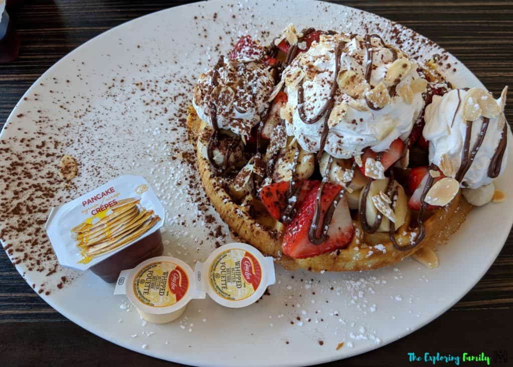 Best Restaurants in Brampton Johns family resaturant breakfast waffles