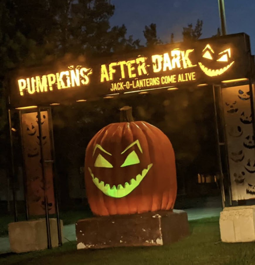 Halloween DriveThru And WalkThru Holiday Light Displays The