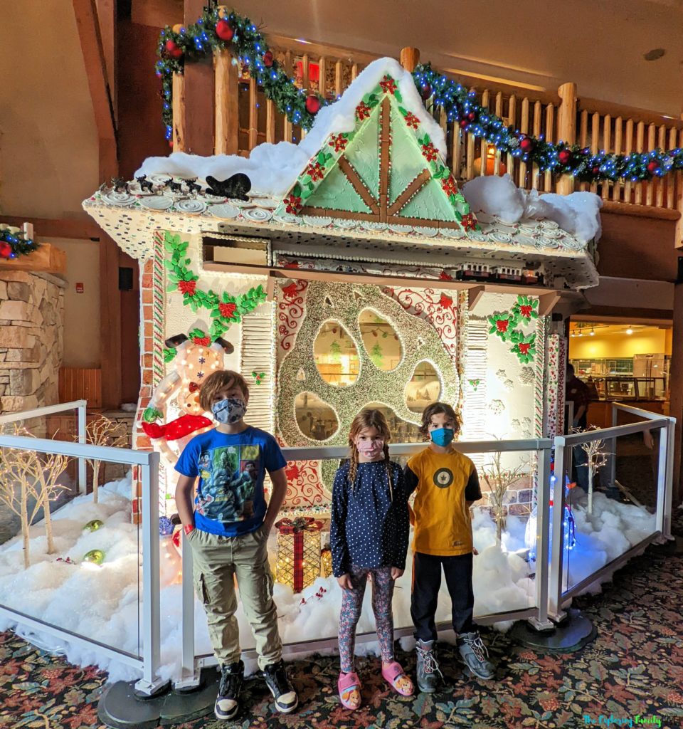 What Meals are available in the Great Wolf Lodge Gingerbread House Niagara Falls? Can I use the Meal Plan?