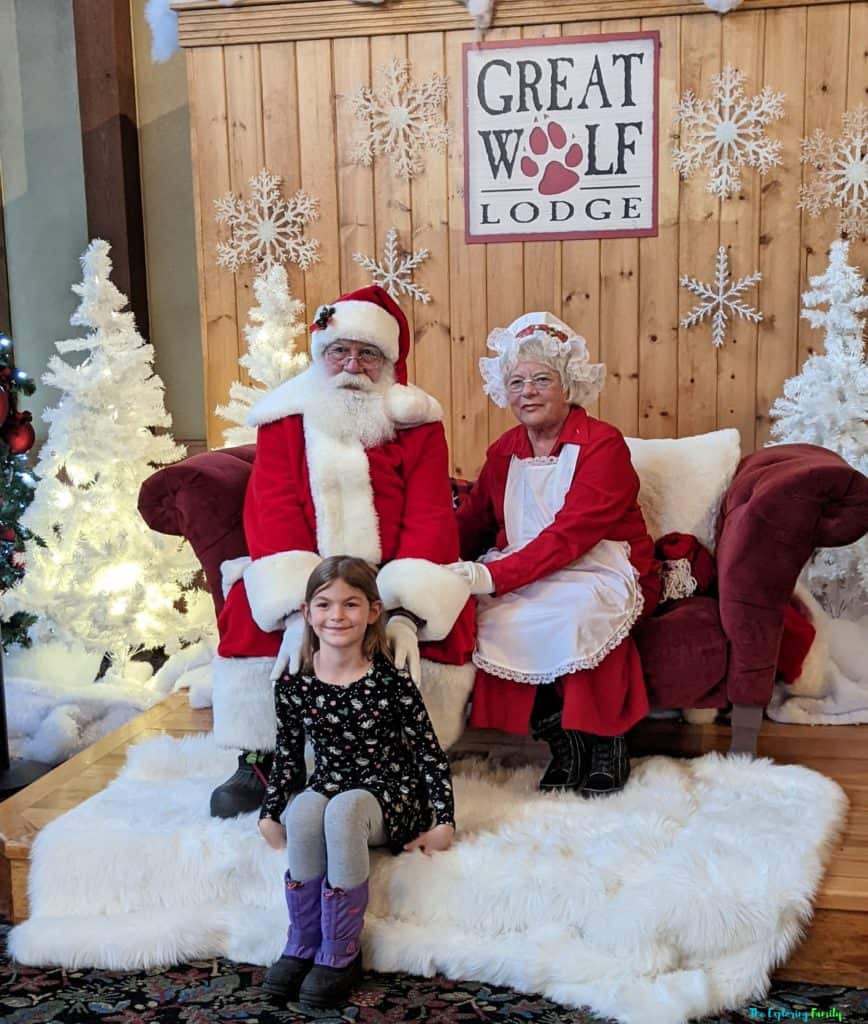 photos with Santa at Great Wolf Lodge Niagara Falls