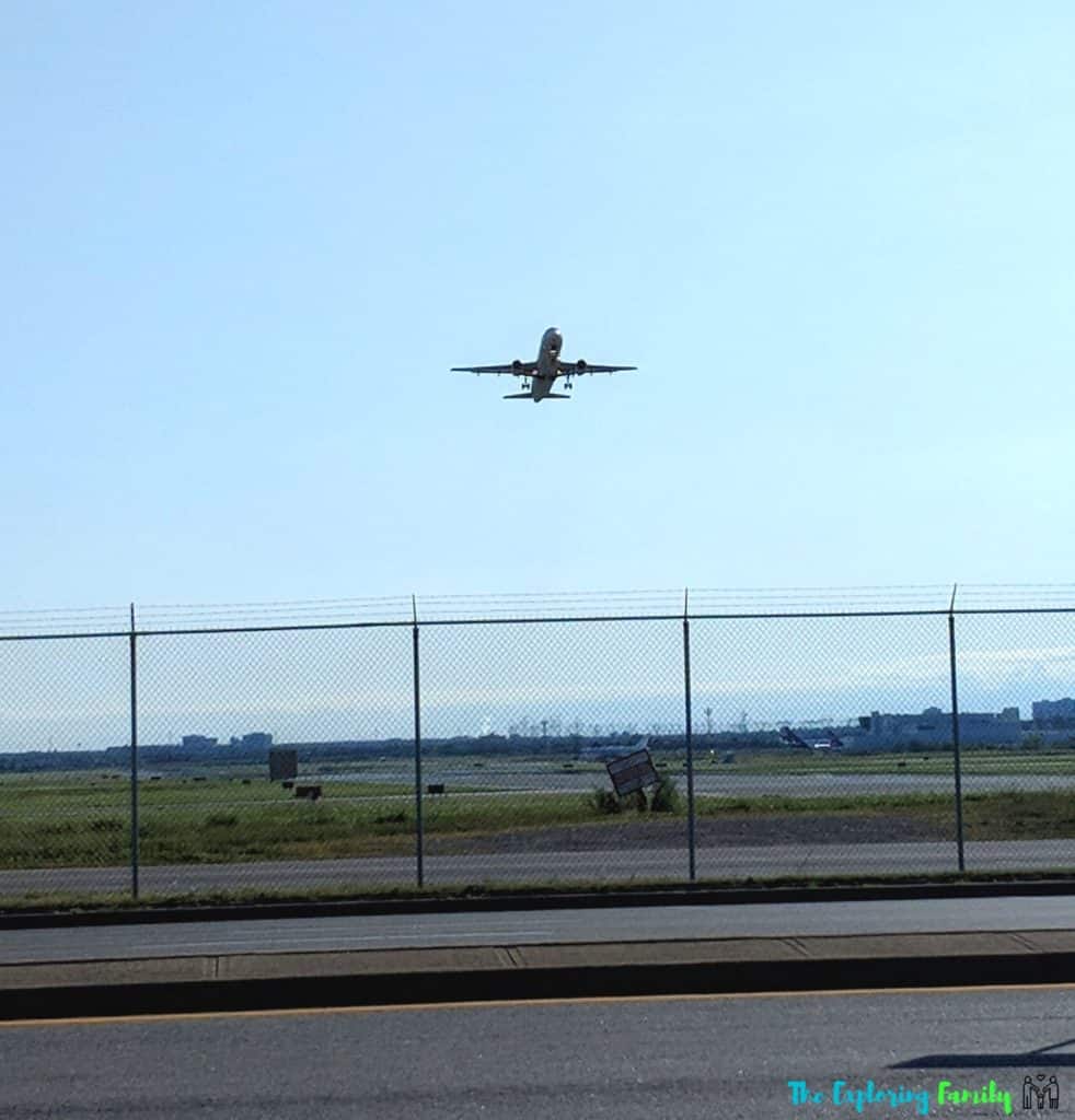 park to watch planes toronto